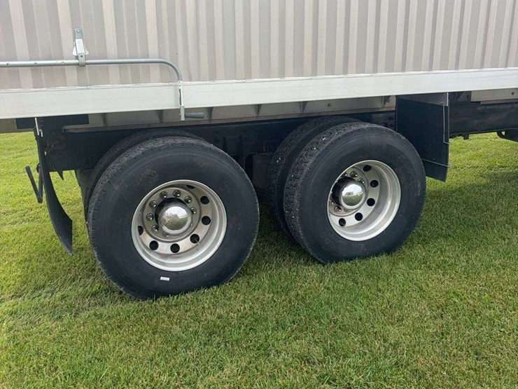 2003-international-durastar-4400-image-44