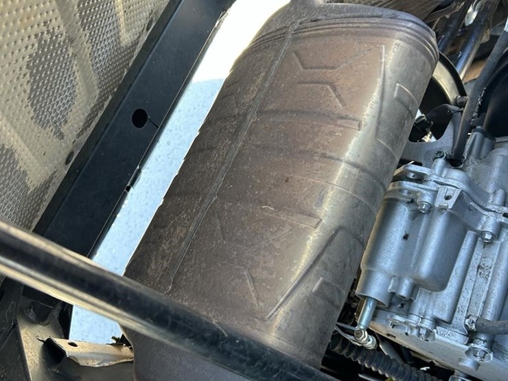 2021-can-am-defender-limited-cab-hd10-image-32