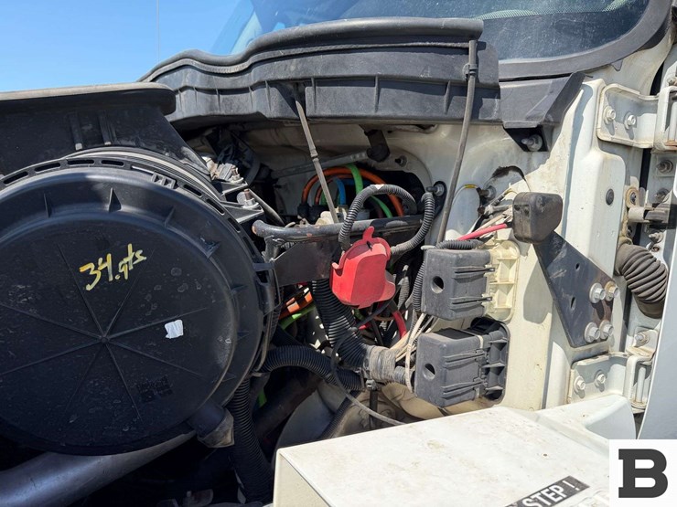2009-international-workstar-7500-image-28
