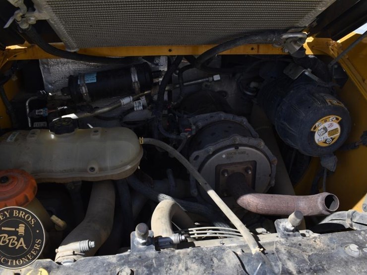 2019-deere-317g-42975-image-35