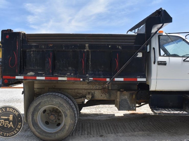 1999-gmc-topkick-c7500-image-11