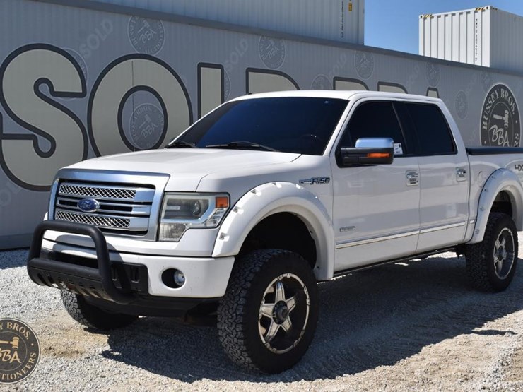 2013-ford-f150-platinum-image-3