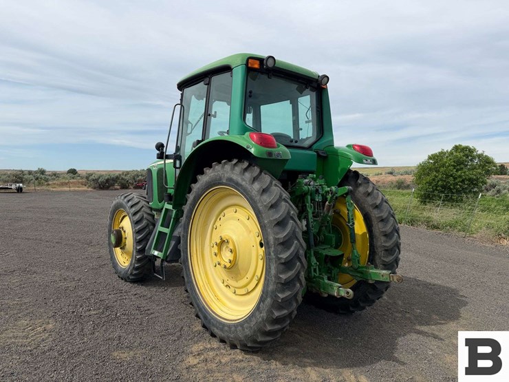 2005-john-deere-7420-image-3