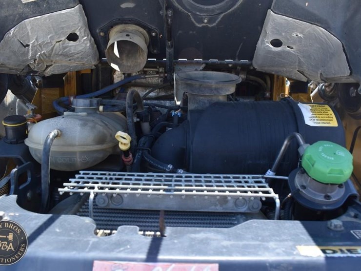 2019-deere-333g-image-29