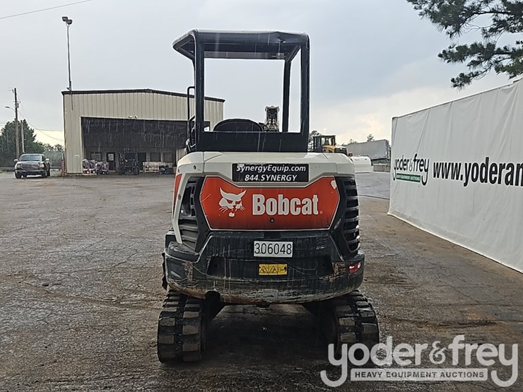 2019-bobcat-e32-image-4
