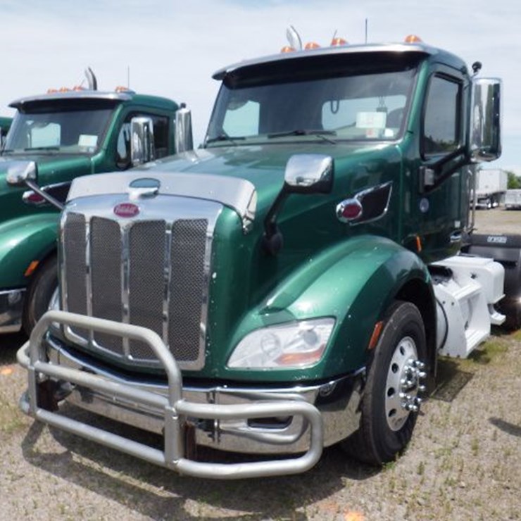 2020 PETERBILT 579