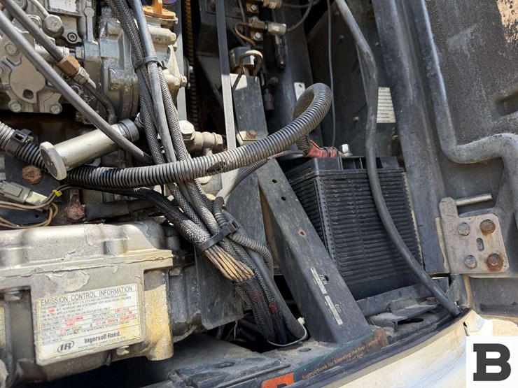 2002-utility-van-image-17
