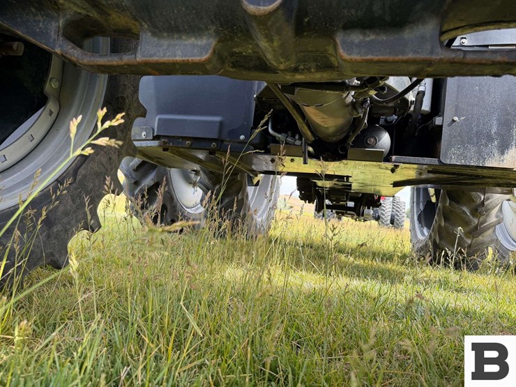 2012-case-ih-magnum-340-image-74