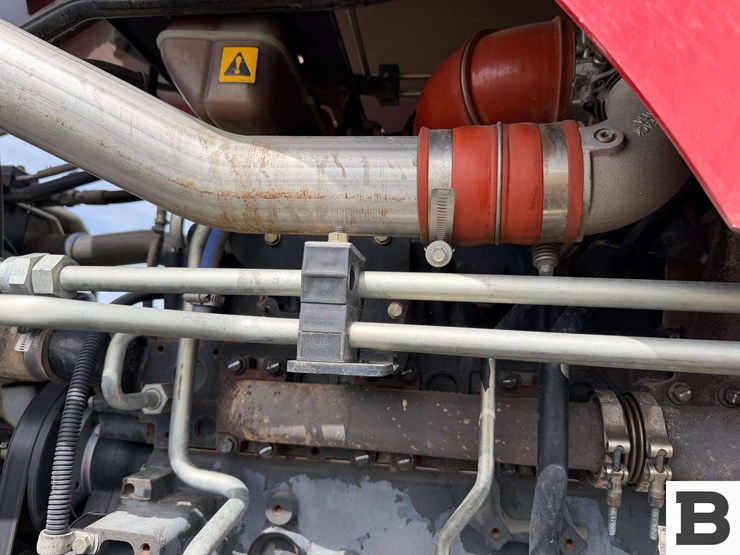 2014-case-ih-magnum-260-cvt-image-89