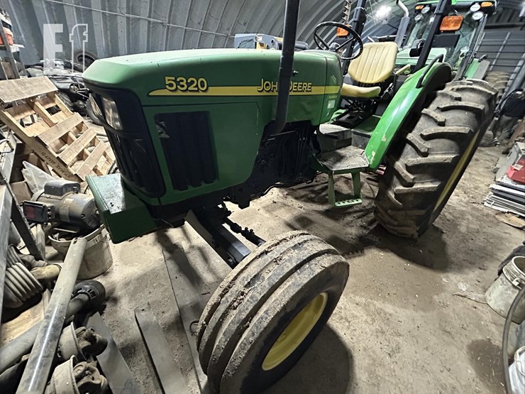 2001-john-deere-5320-image-8