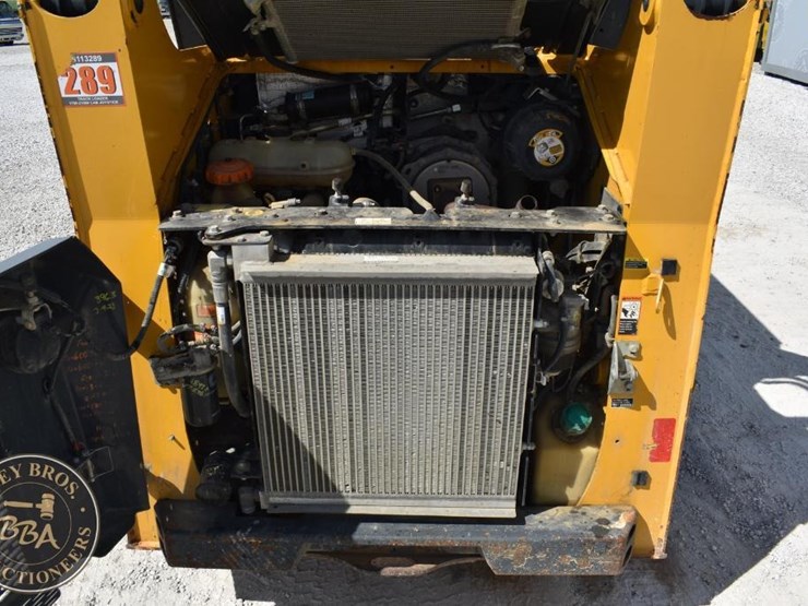 2019-deere-317g-42975-image-33