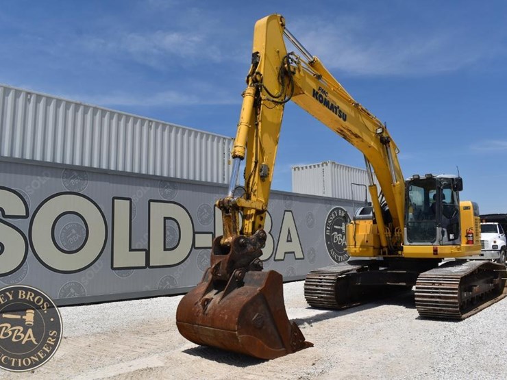 2015-komatsu-pc308us-lc-3e0-image-2