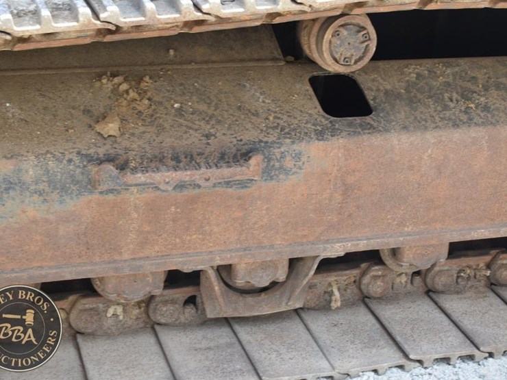 2019-caterpillar-336-image-39