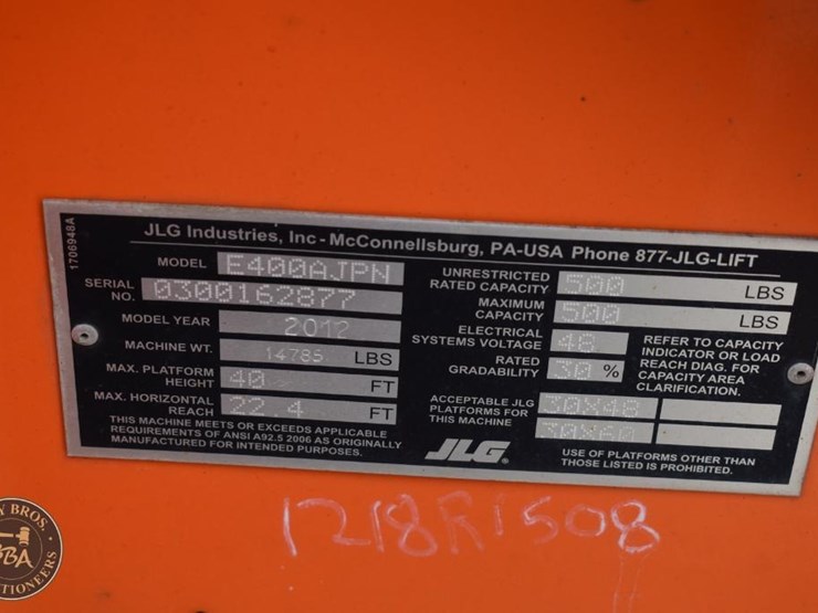 2012-jlg-e400ajpn-image-20
