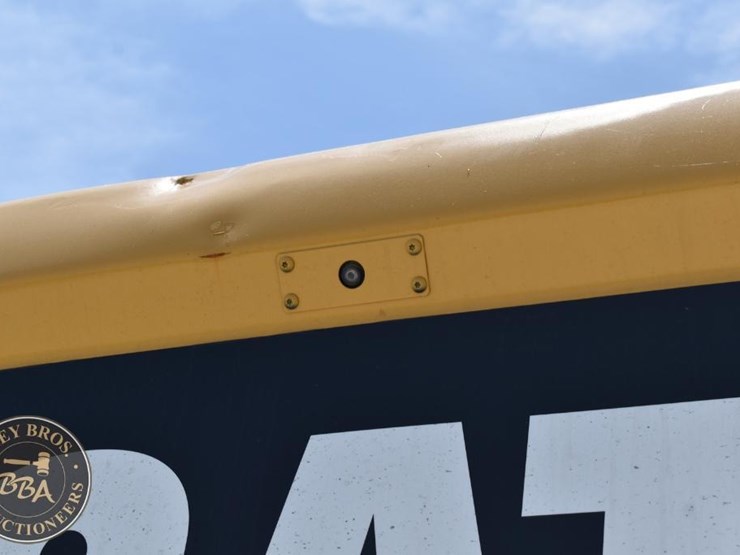 2019-caterpillar-336-image-36