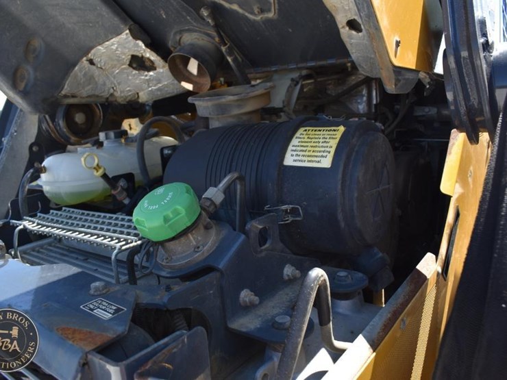 2019-deere-333g-image-30