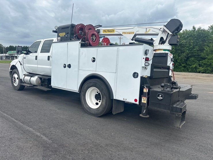 2013-ford-f750-image-9