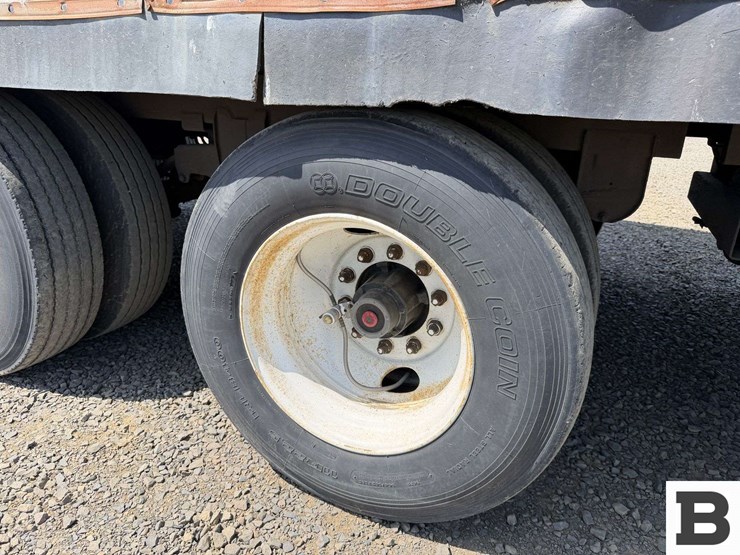 2002-utility-van-image-31