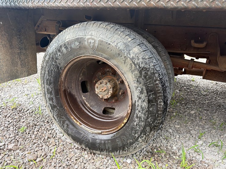 2006-ford-f350-image-11