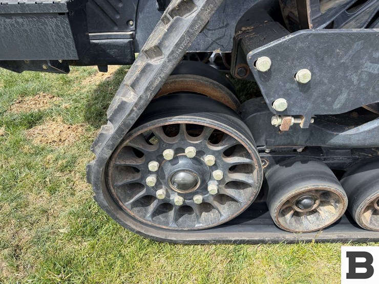 2015-case-ih-steiger-420-rowtrac-image-15
