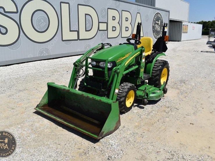 2007-john-deere-2320-image-1