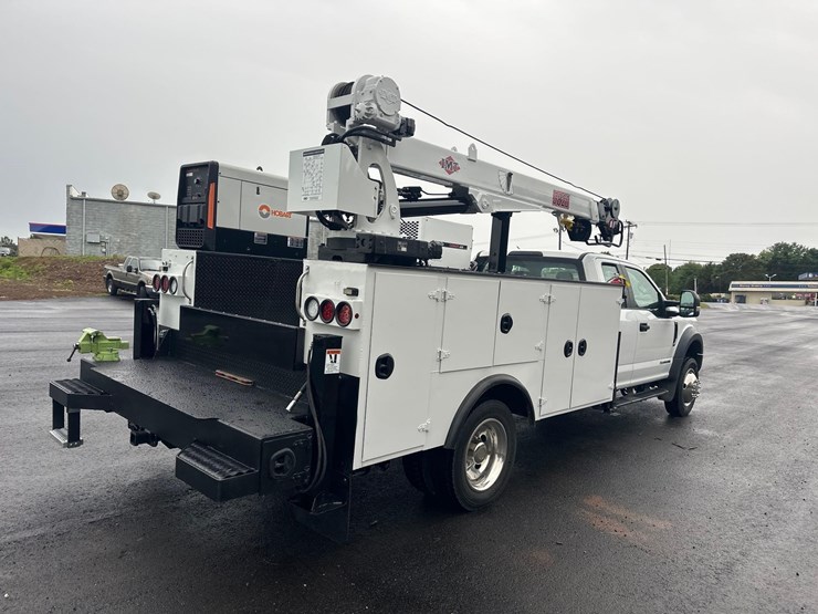 2017-ford-f550-xl-image-5