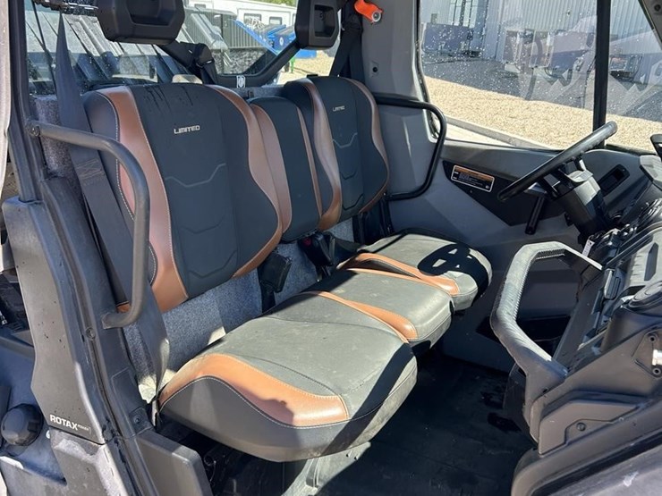 2021-can-am-defender-limited-cab-hd10-image-34