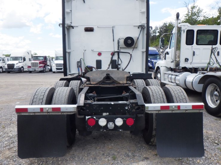 2016-kenworth-t680-image-14