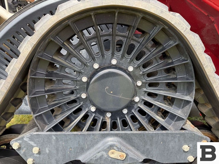 2015-case-ih-steiger-420-rowtrac-image-32