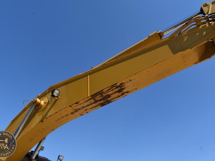 2005-caterpillar-320cl-image-27