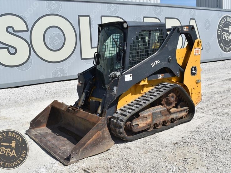 2019-deere-317g-42975-image-8