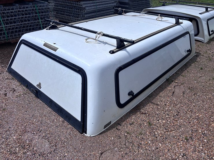 #31460-•-camper-shell-for-a-pickup-truck-image-2