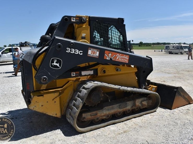 2019-deere-333g-image-12