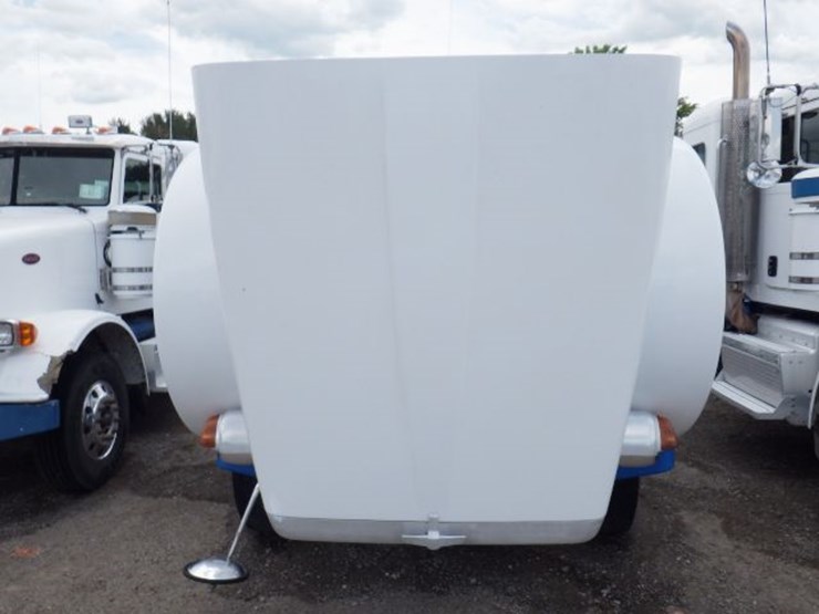 2012-peterbilt-367-image-23