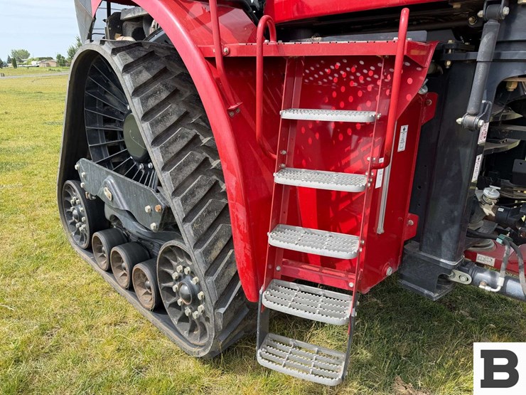 2015-case-ih-steiger-420-rowtrac-image-35