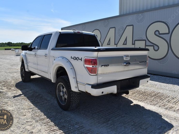2013-ford-f150-platinum-image-8
