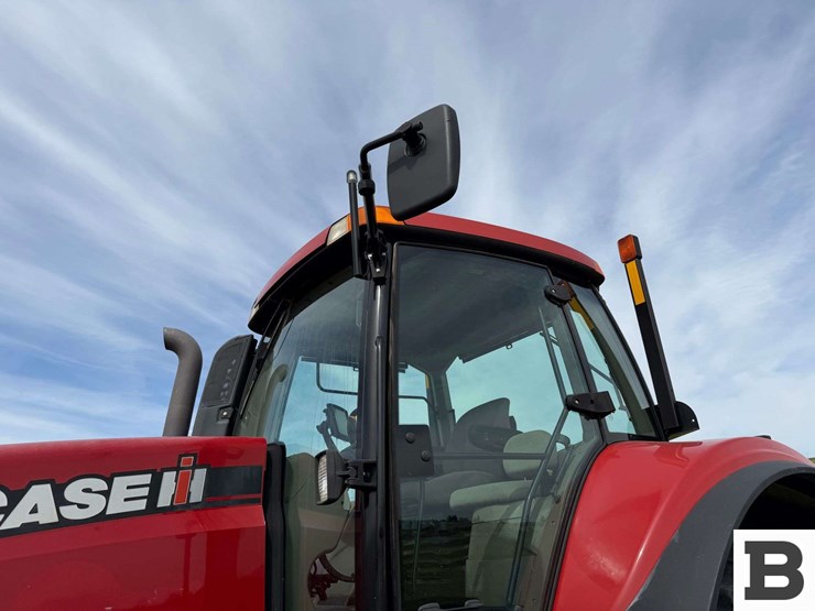2014-case-ih-magnum-290-image-28