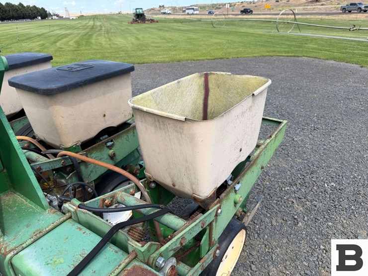 john-deere-6-image-15