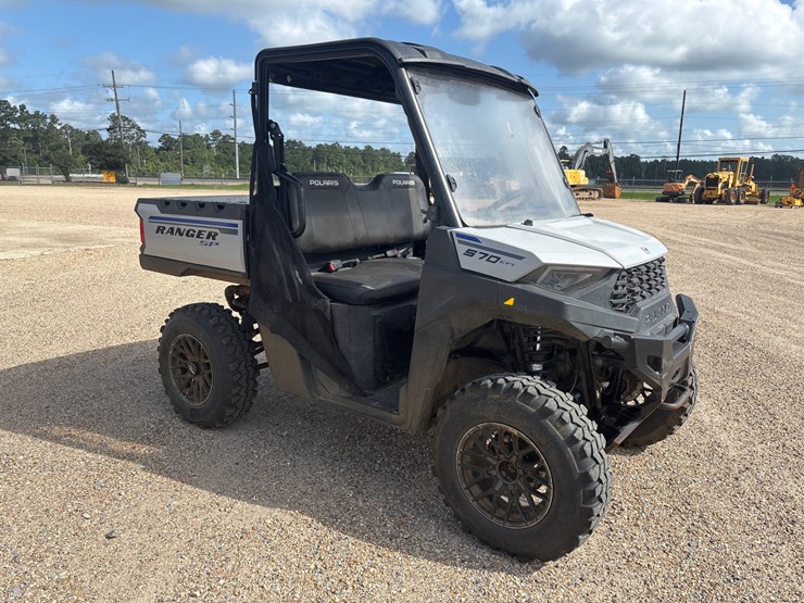 2023-polaris-ranger-image-2