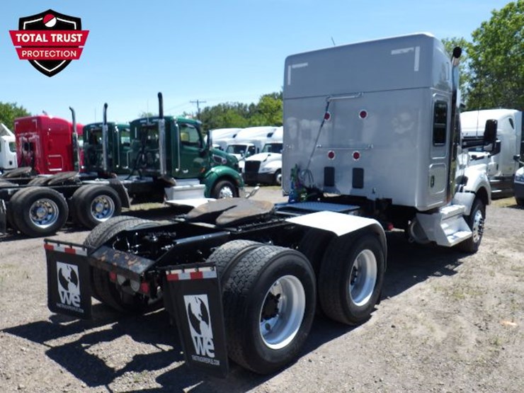 2019-kenworth-t880-image-8