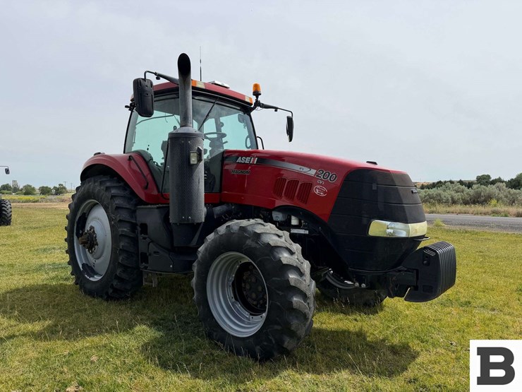 2014-case-ih-magnum-200-cvt-image-8