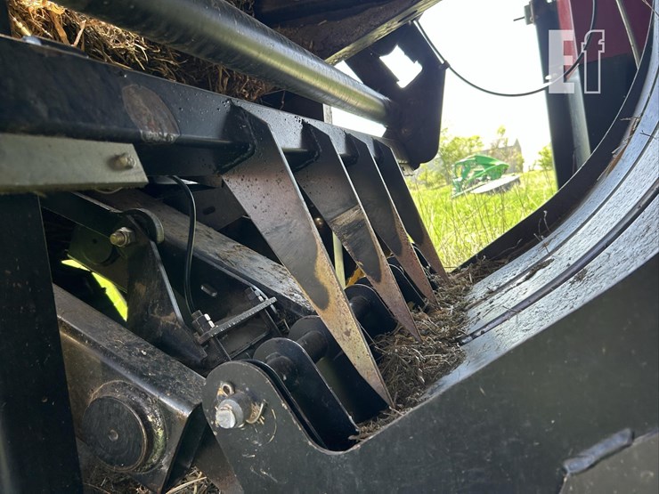 2001-new-holland-bb940s-image-24