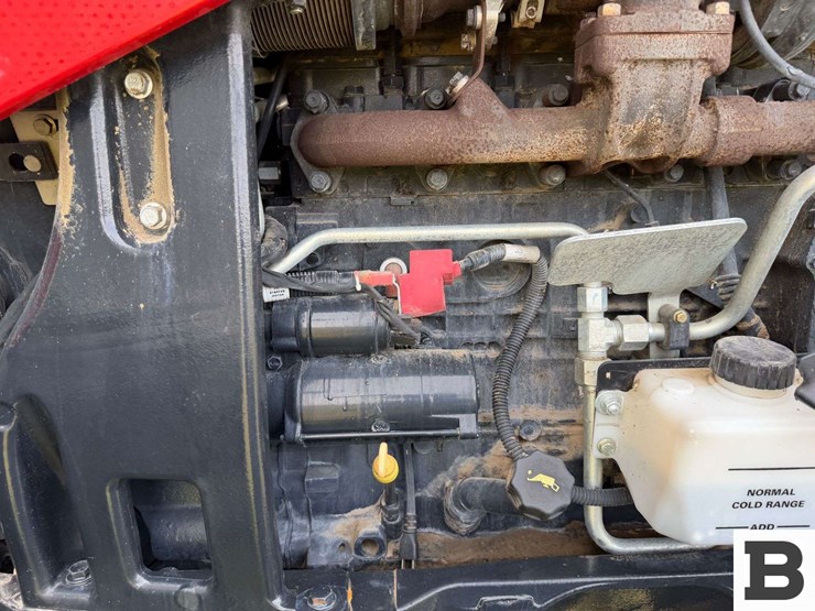 2015-case-ih-magnum-180-image-68