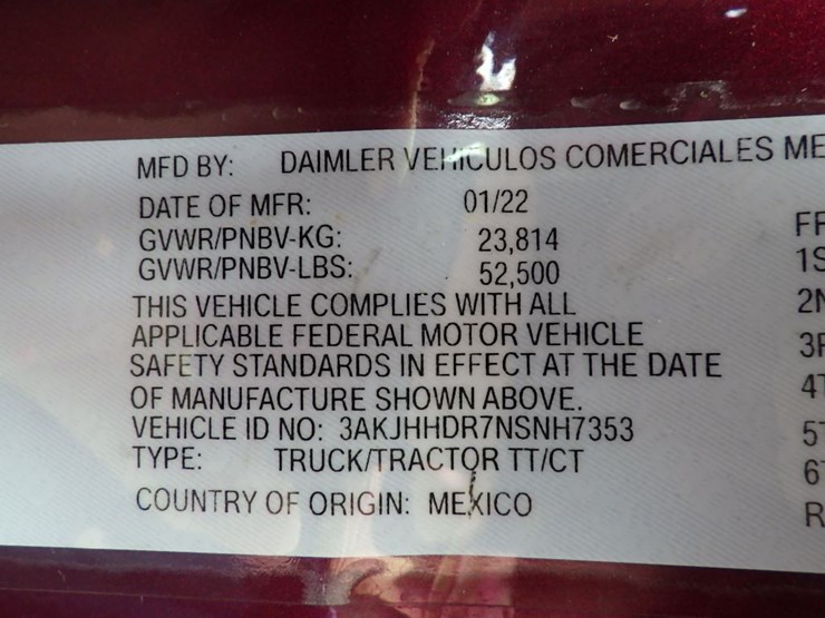 2022-freightliner-cascadia-126-image-23