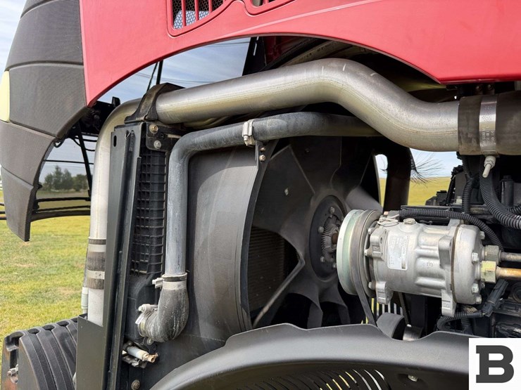 2010-case-ih-magnum-180-image-74