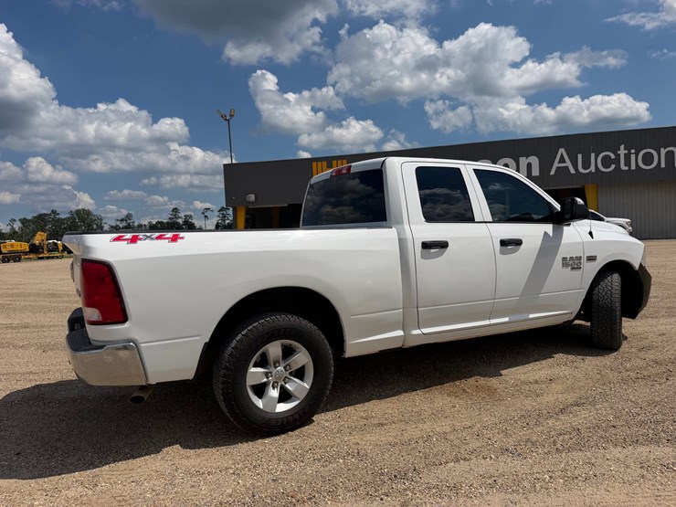 2019-dodge-1500-image-3