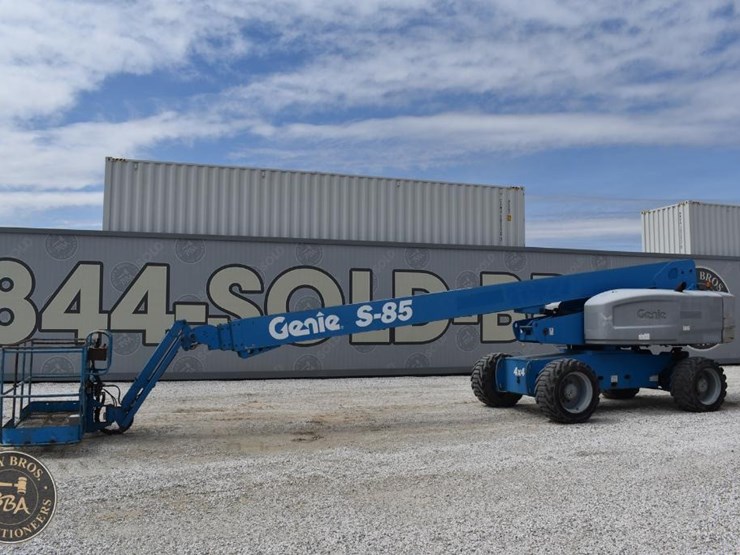 2013-genie-s85-image-5