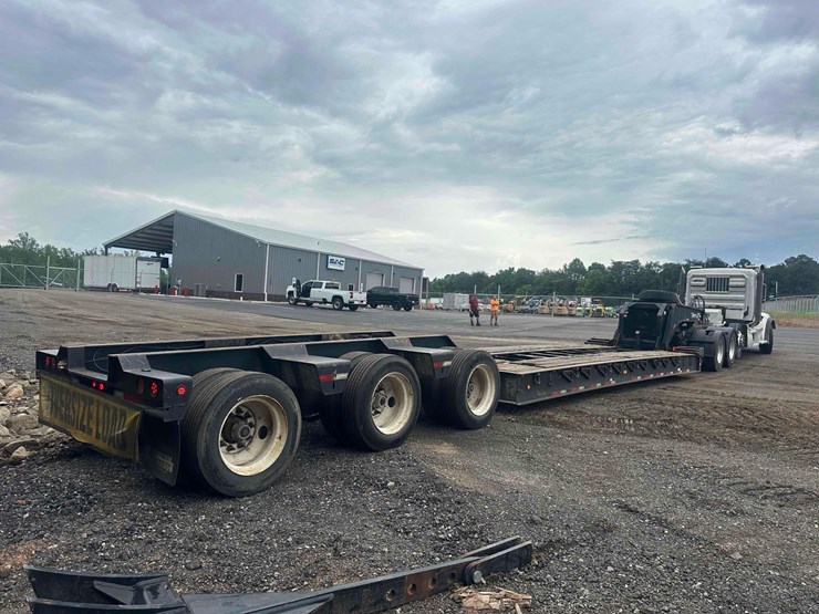 2015-talbert-55-ton-image-6