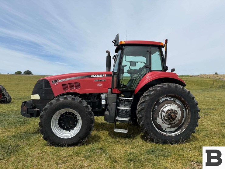 2010-case-ih-magnum-180-image-4