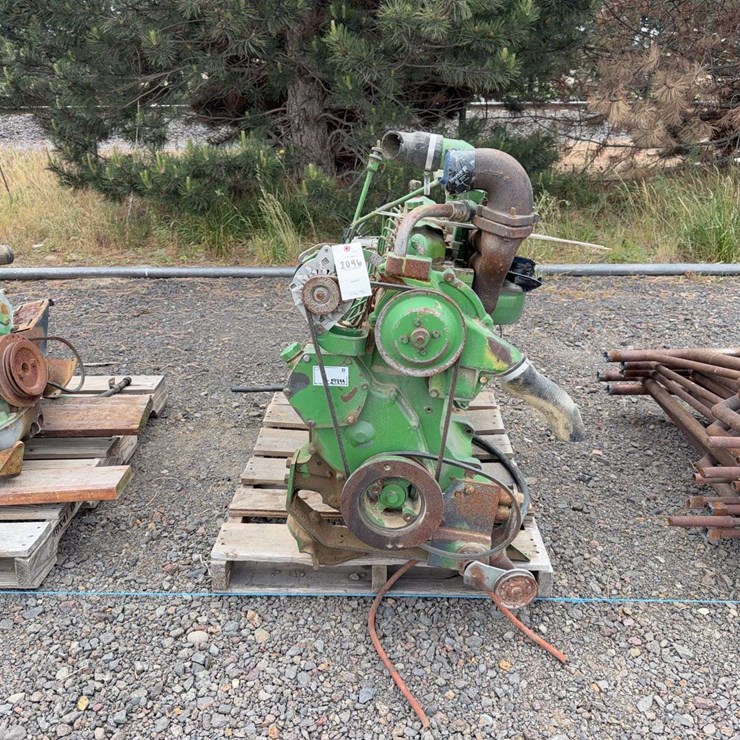 JOHN DEERE 404